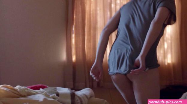 Elisabeth Moss Nude Sex Scene In The Handmaids Tale Pornhub Pics