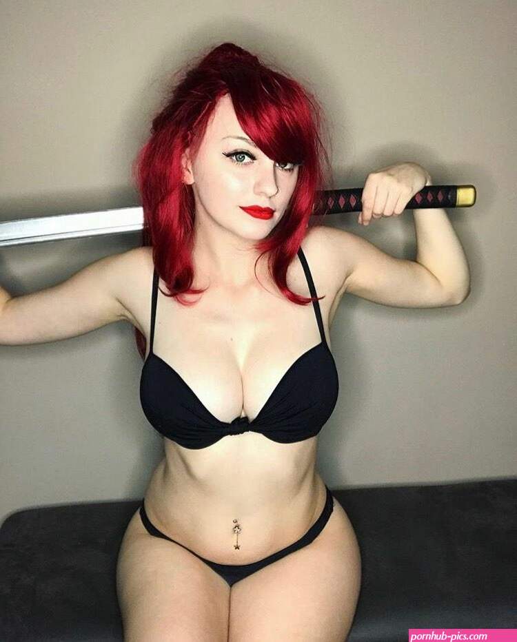lauren dragneel with friend