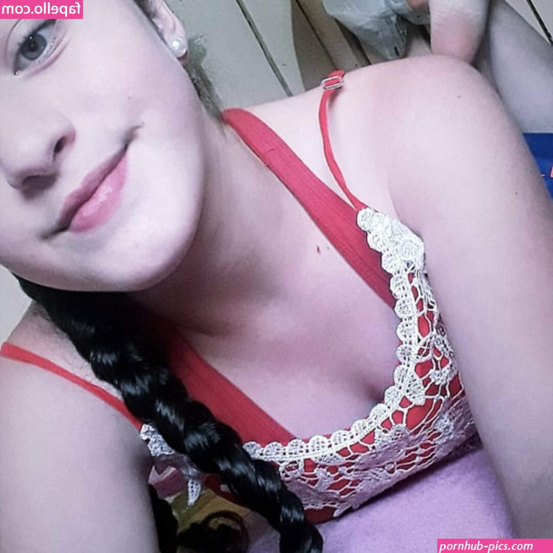 lauren dragneel with friend