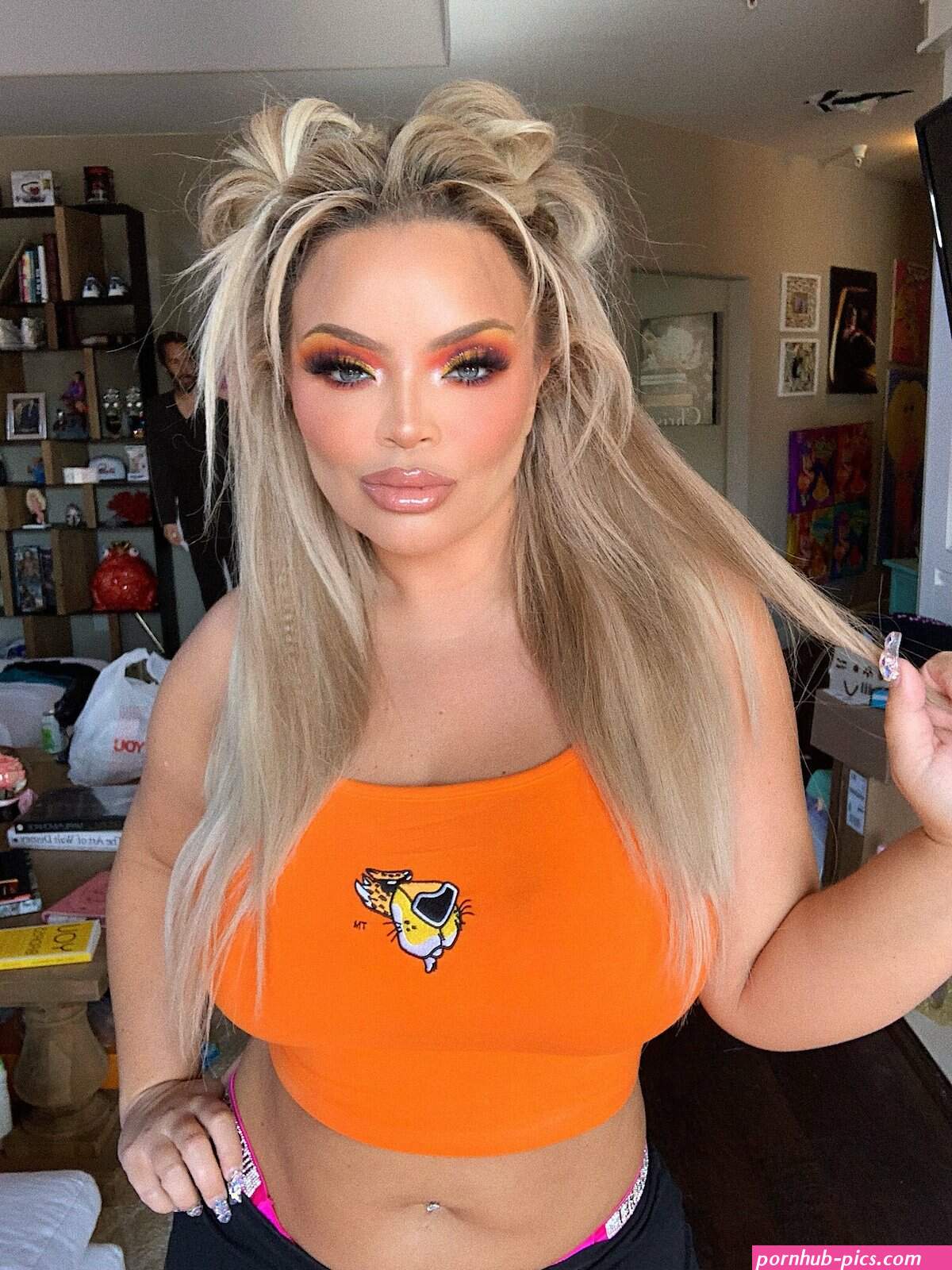 trishapaytas tits