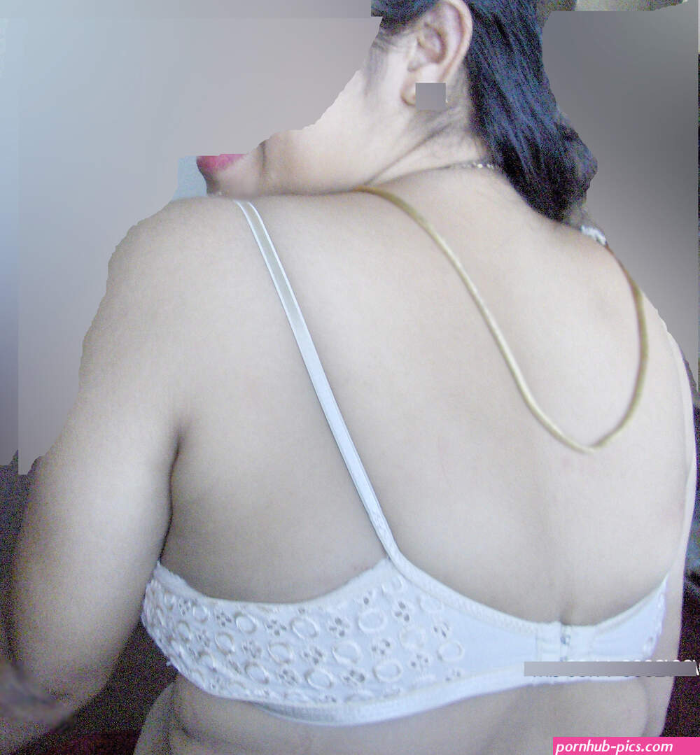 back bra auntay hd
