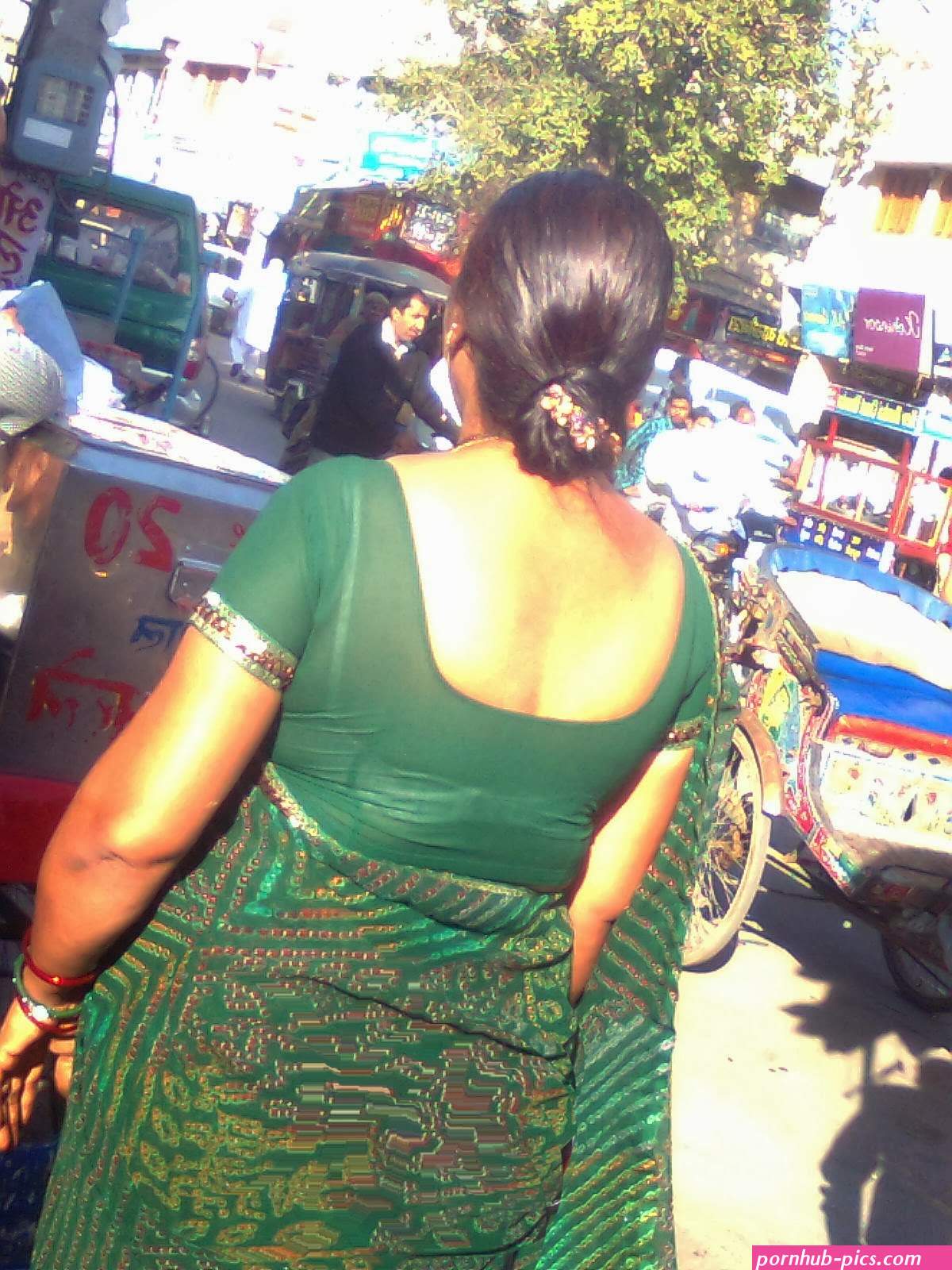 back bra auntay hd