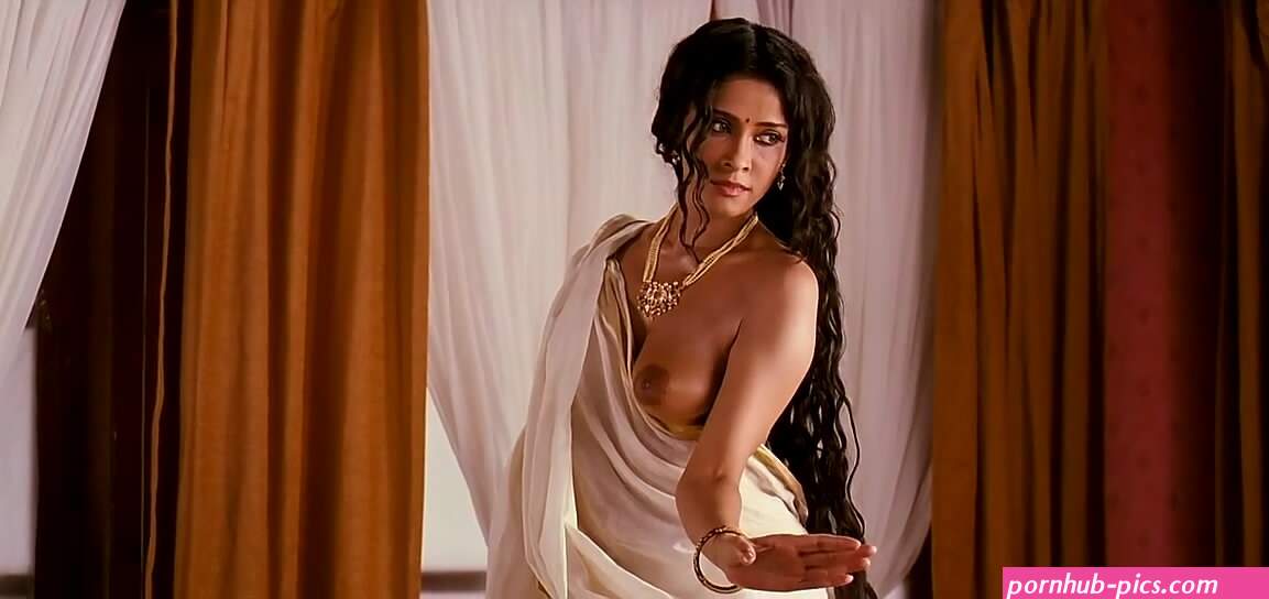 bollywood nipple pics hd