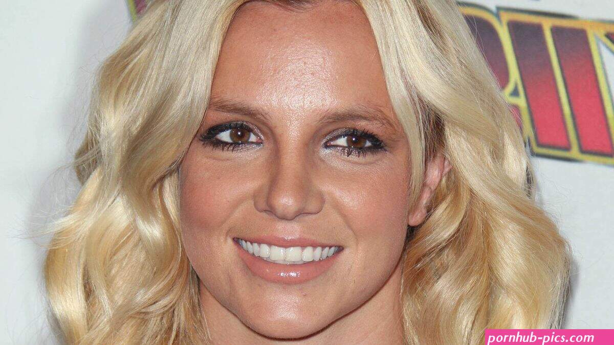 britney spears topless