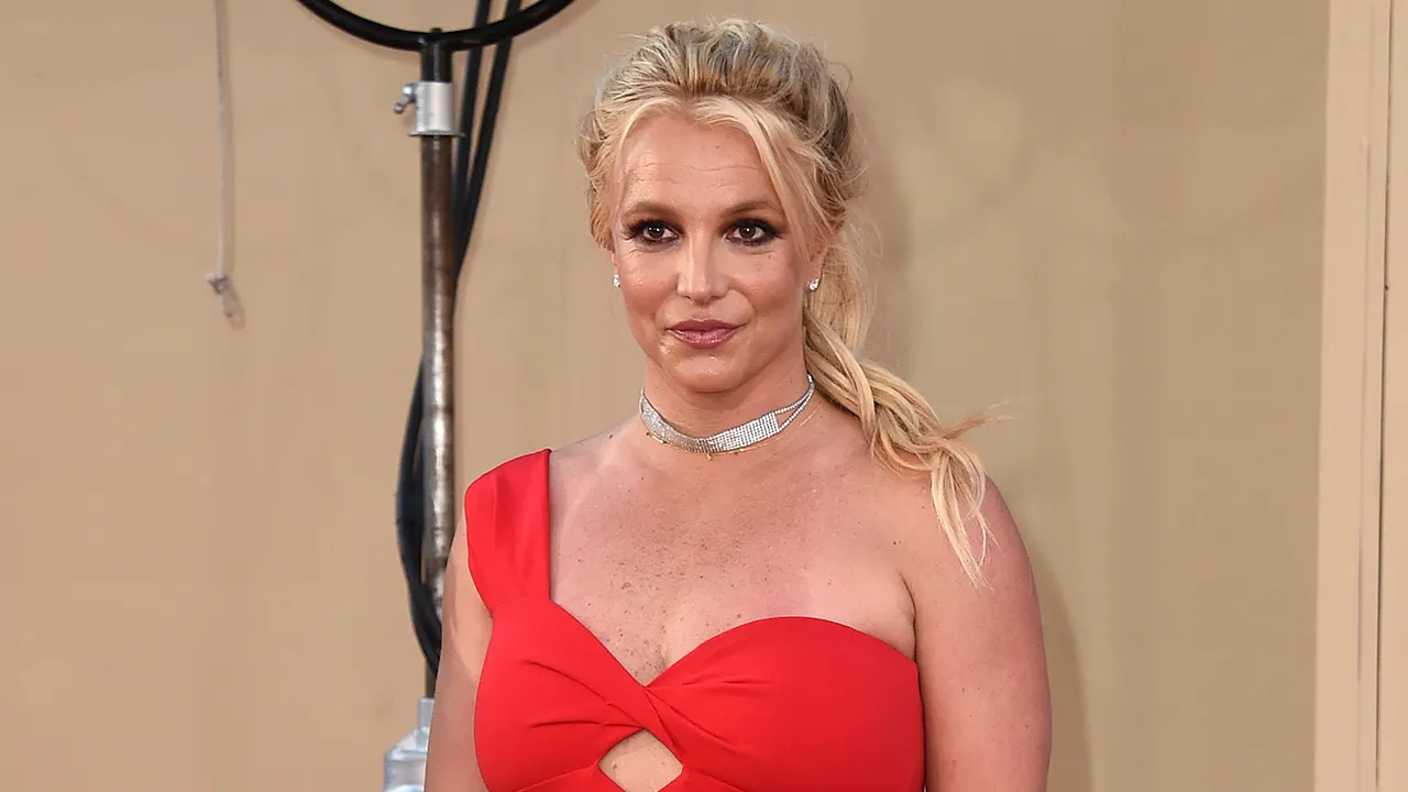 britney spears topless