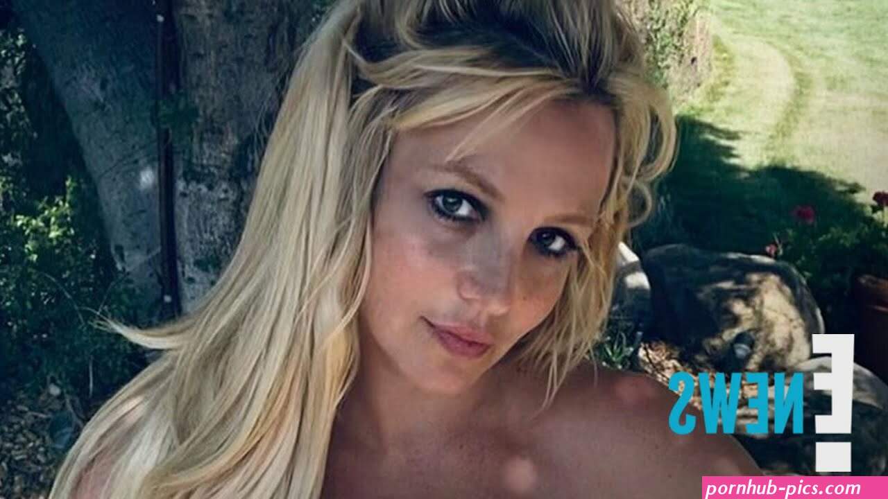 britney spears topless