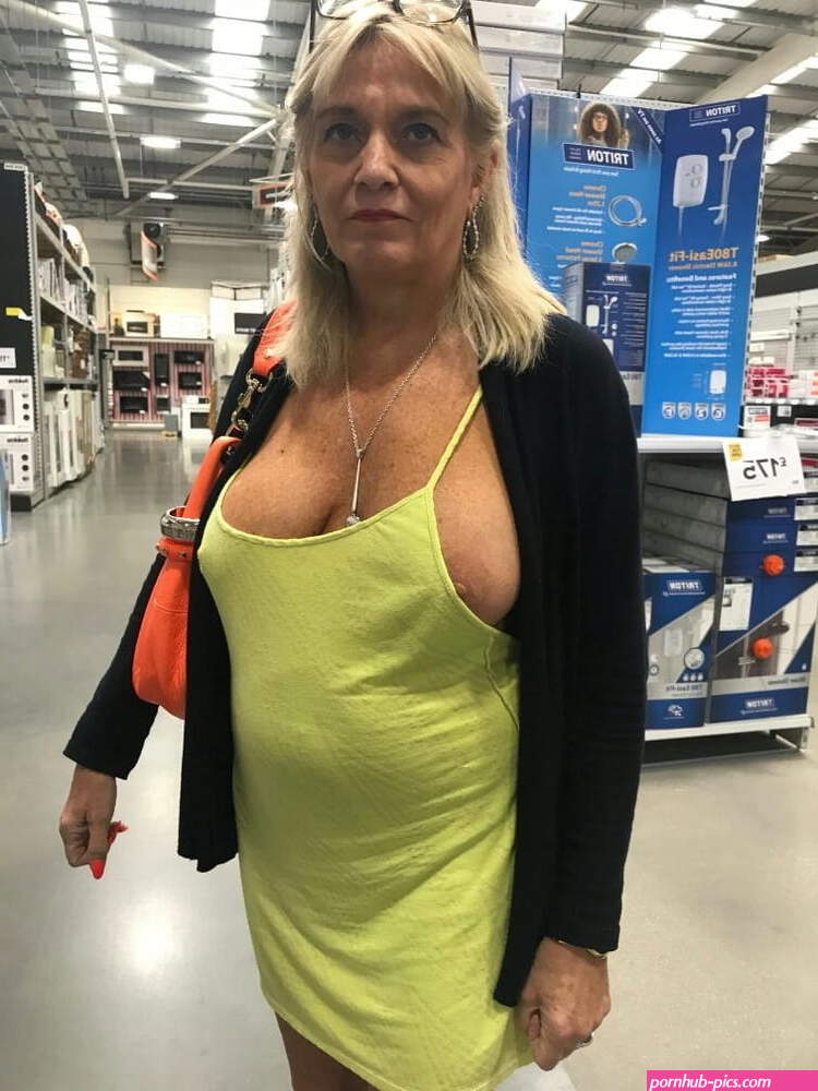 sexy nipple through cloth