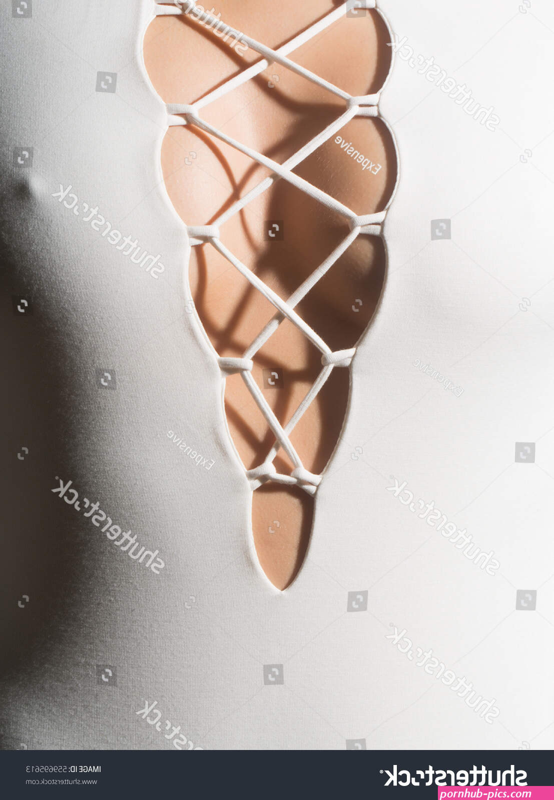 sexy nipple through cloth