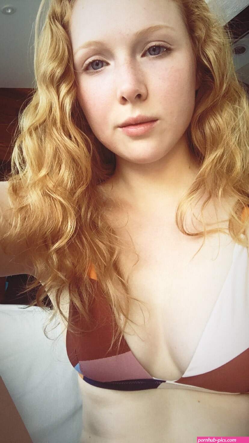 molly quinn nude