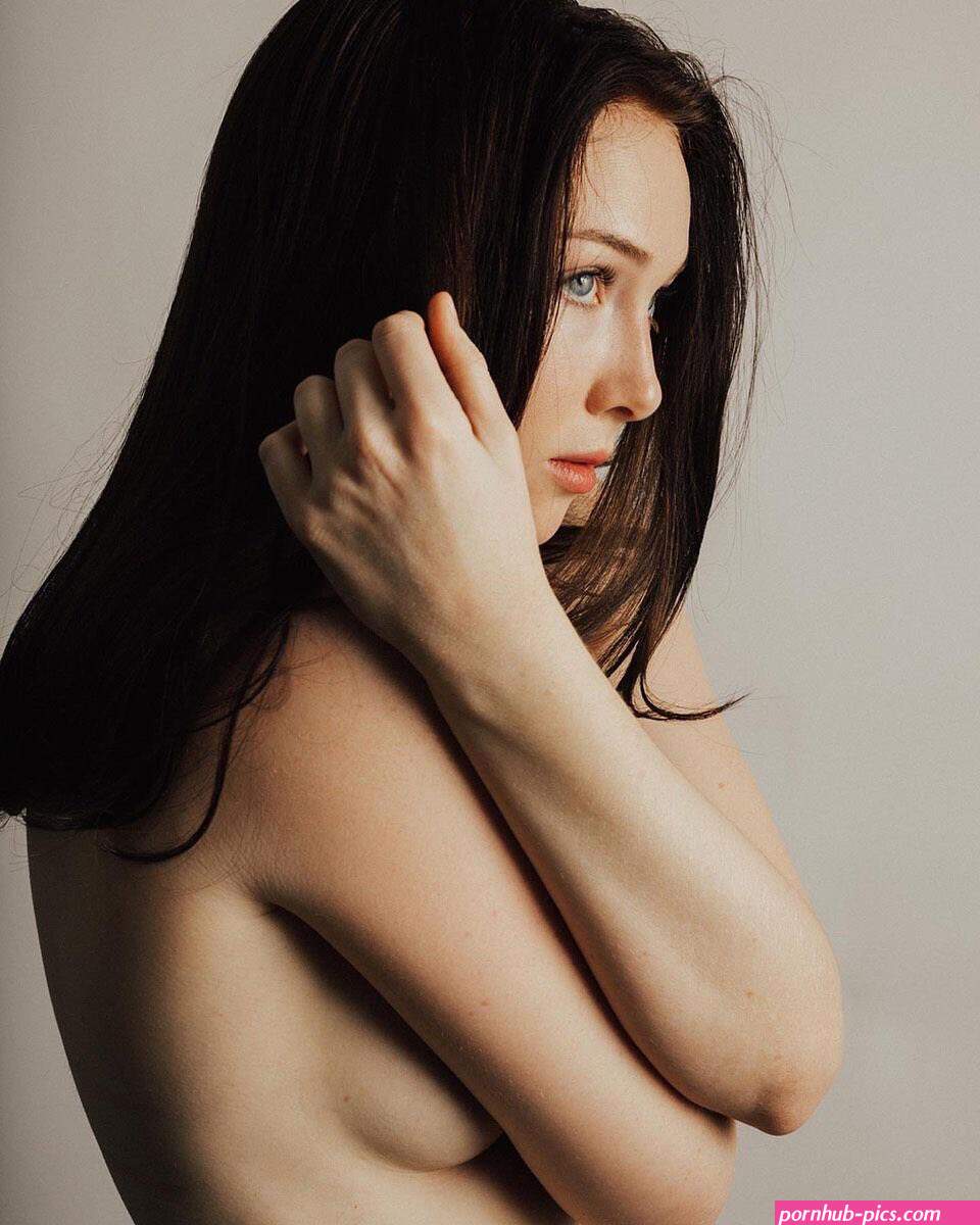 molly quinn nude