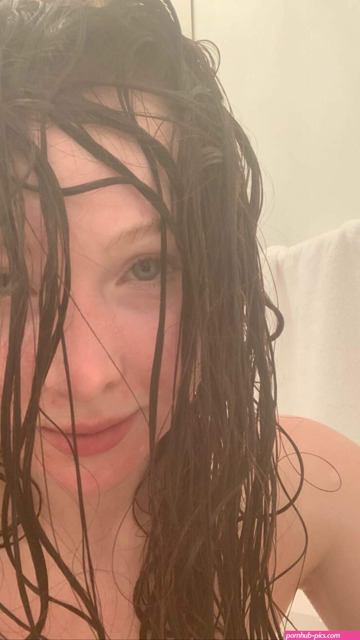 molly quinn nude
