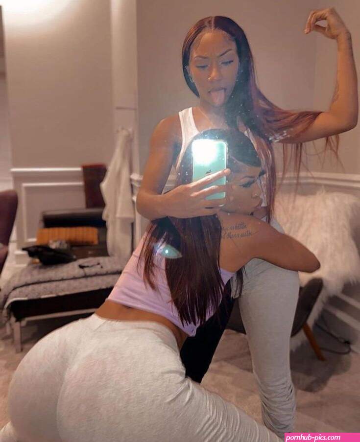 lesbian onlyfans