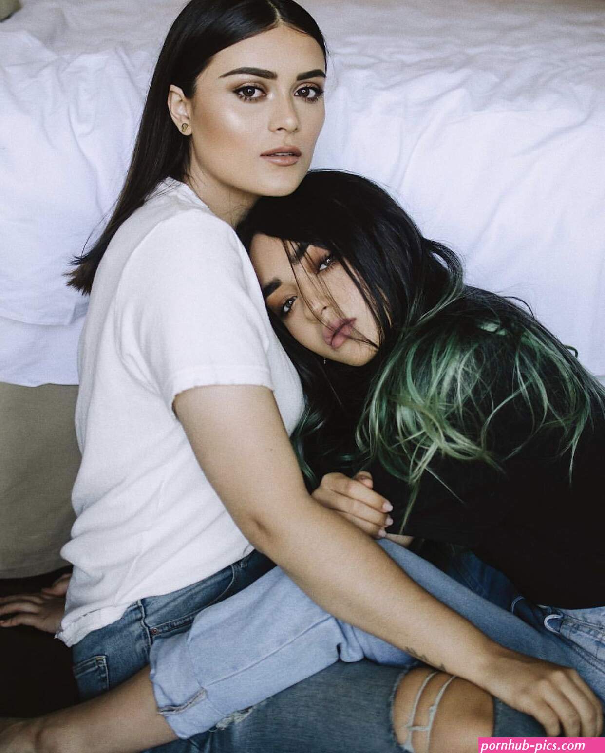 lesbian onlyfans