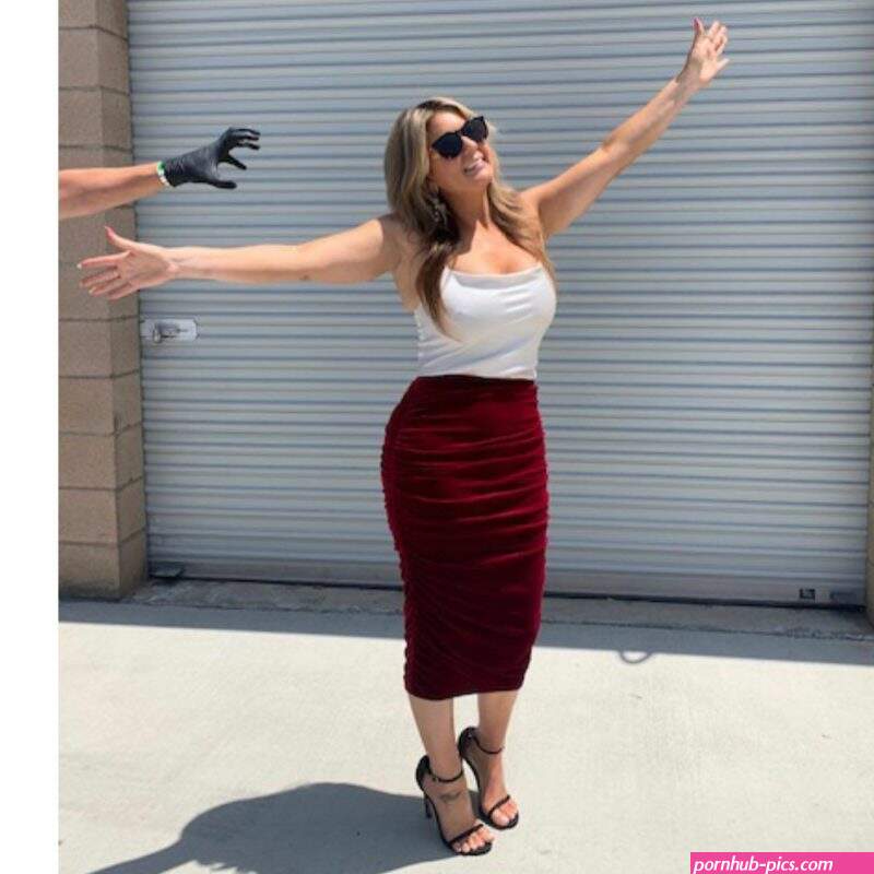big tits photos brandi passente