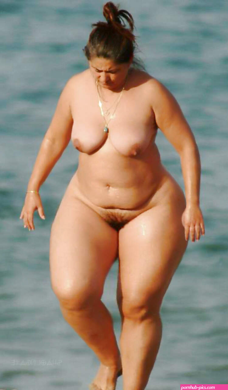 big wide hips thick thighs round tits naked women images