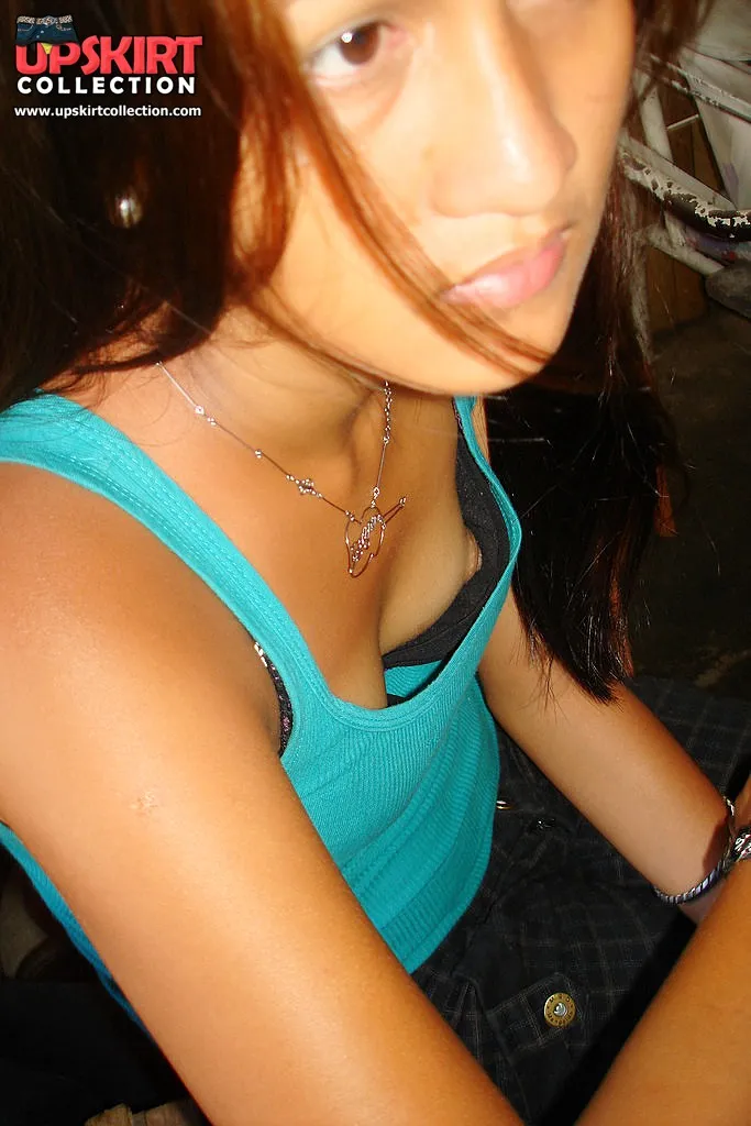 teen nipple slip