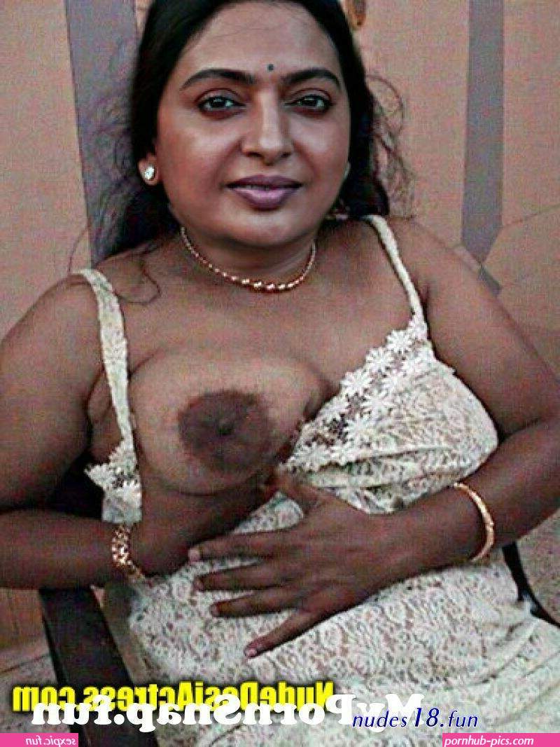 village desi bhabhi with huge boobs dark nipples and areola showing pussy in selfie
