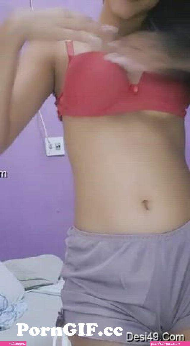 village desi bhabhi with huge boobs dark nipples and areola showing pussy in selfie