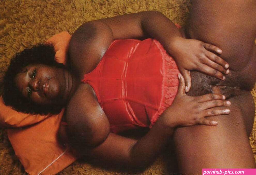 hausa naked boobs pic
