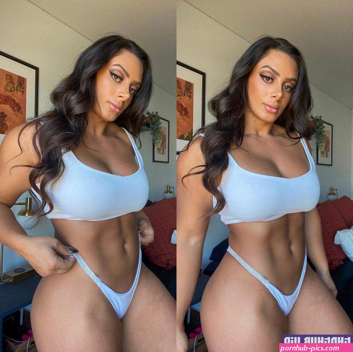 female onlyfans nudes