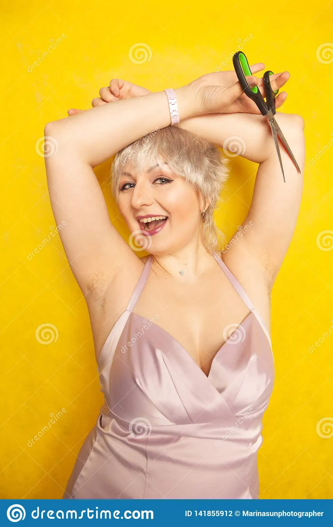 hair armpit huge fatty girl naked picture