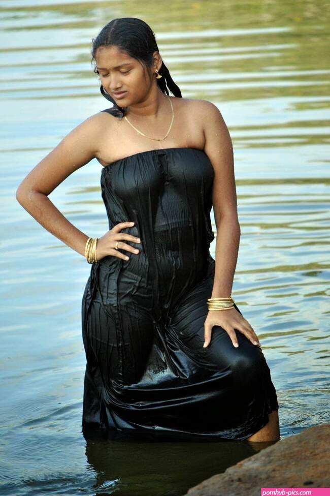 tamil actress nipple visible bath