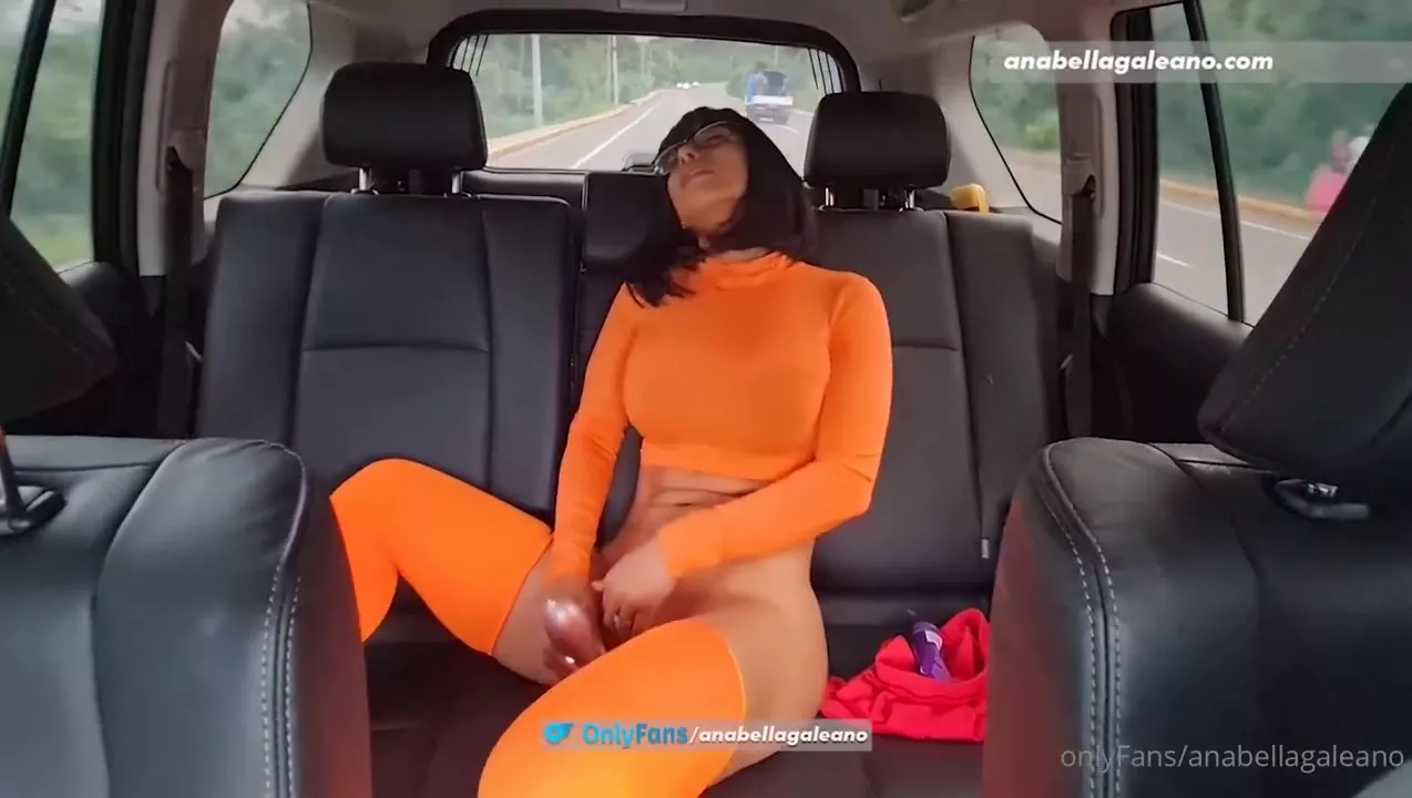 anabella galeano car nude