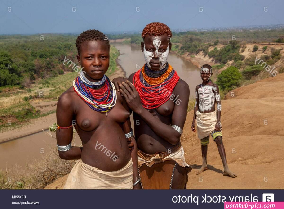 photos of ethiopean village tits