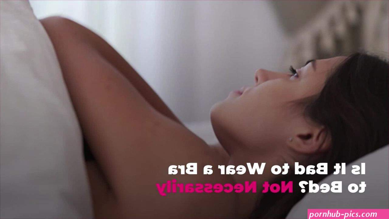 sleeping girls boobs pics