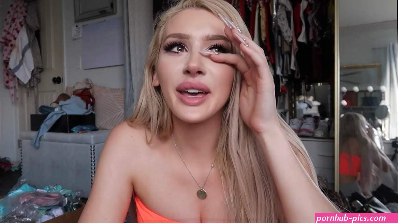 molly eskam onlyfans videos