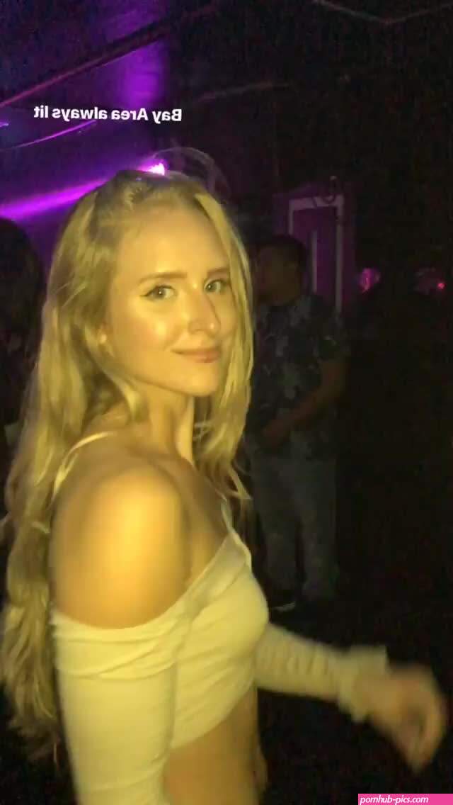 caroline zalog nike