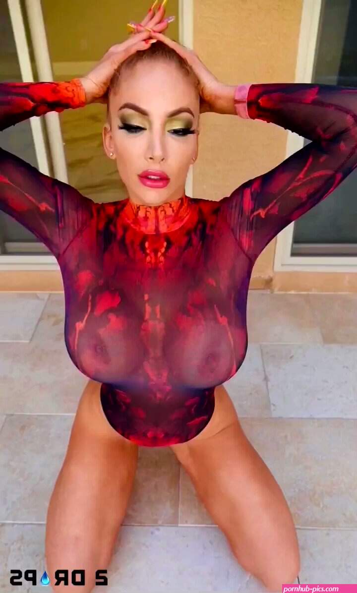 nicolette shea drop