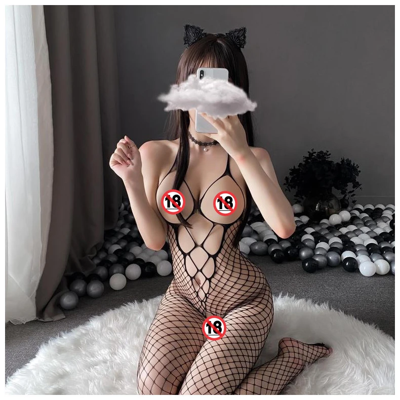 pussy exposed topless