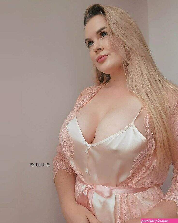 lilli luxe hot