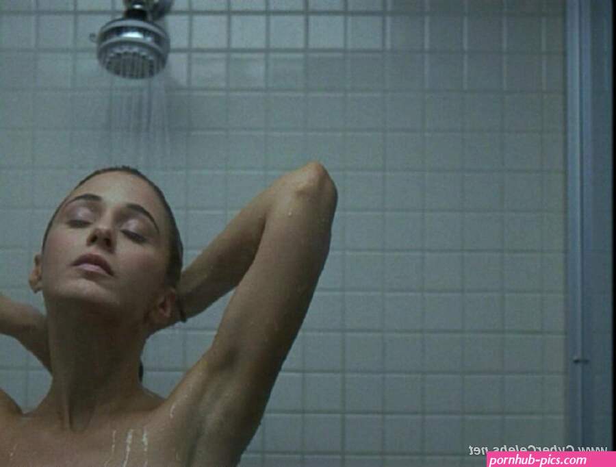 emmanuelle chriqui nude