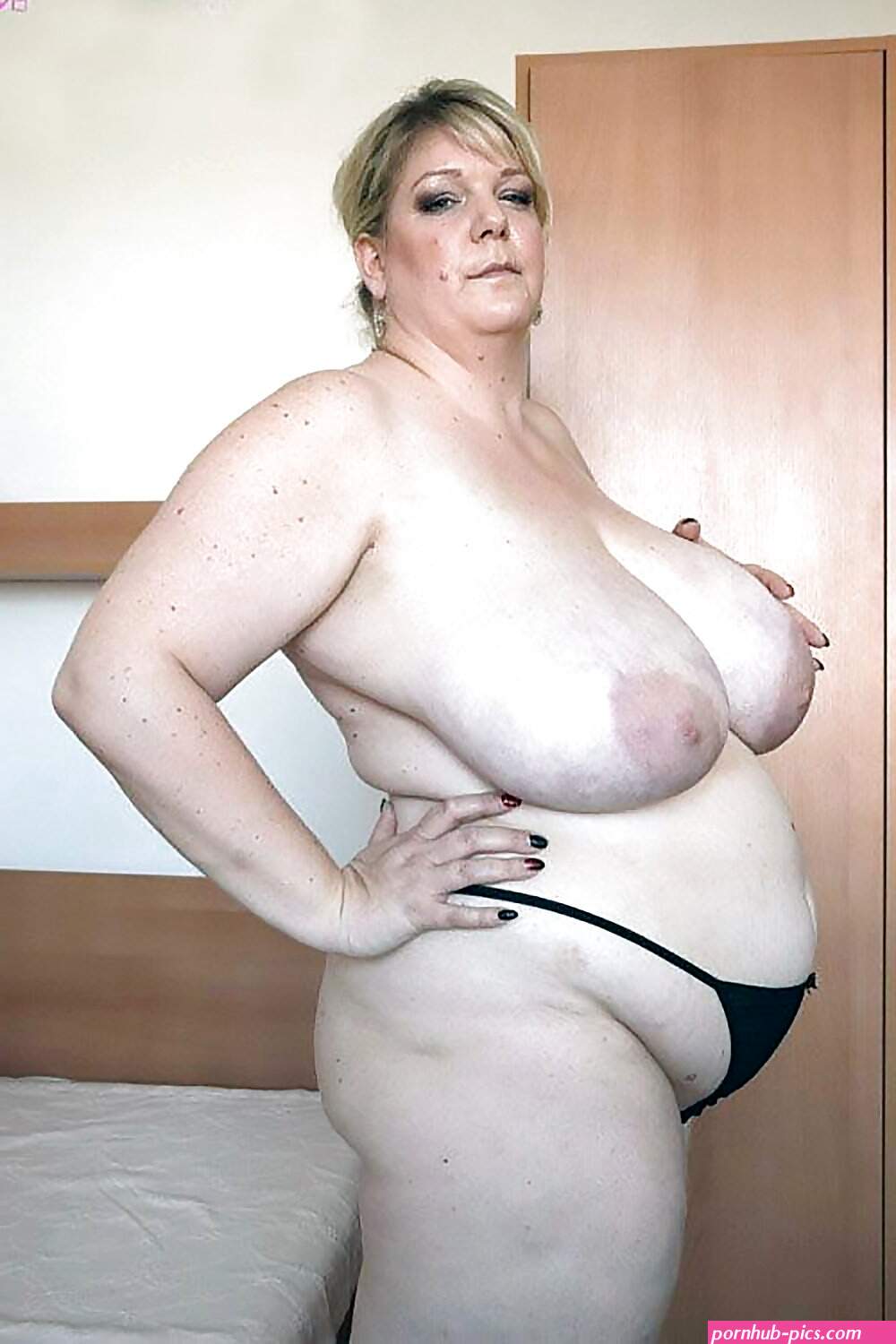 bbw granny macromastia huge black tits galleries