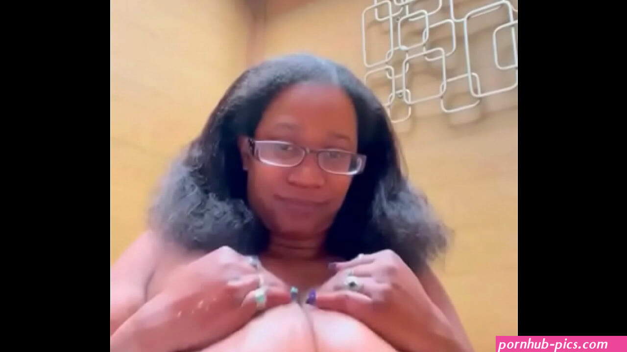 bbw granny macromastia huge black tits galleries