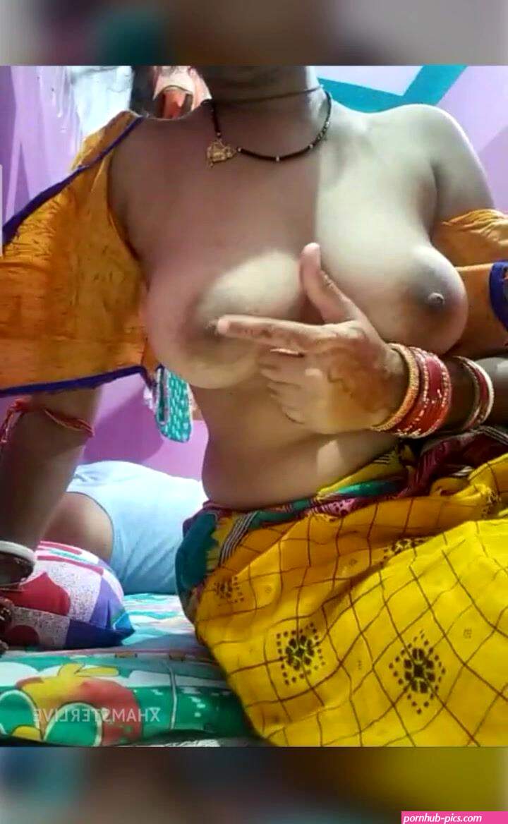 bhabi boobs