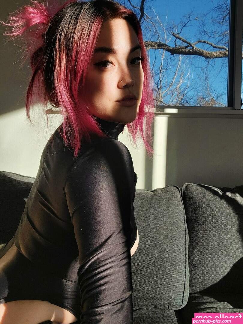 ava gg nude