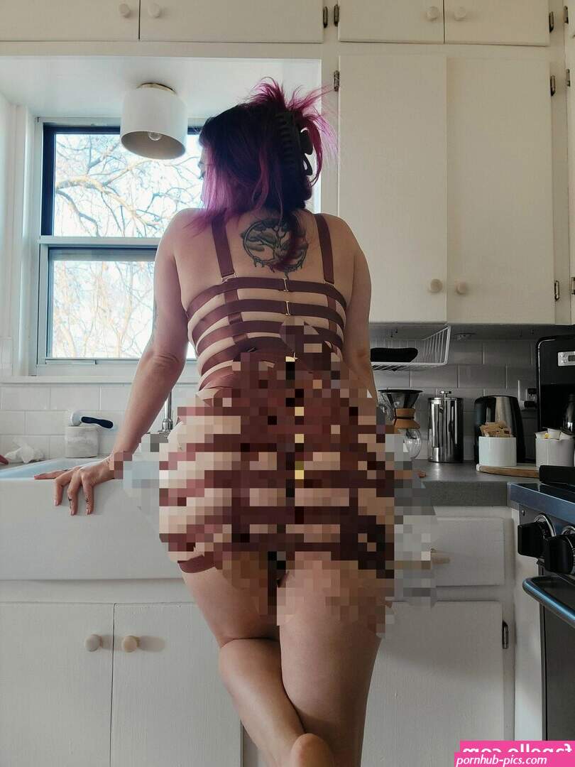 ava gg nude