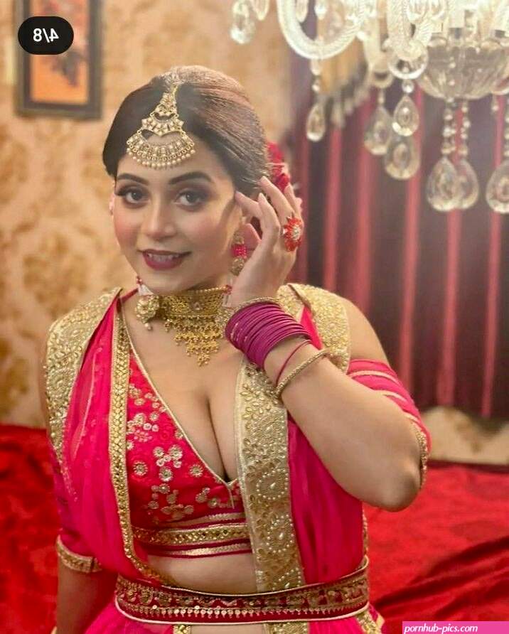 sexy boob in sari