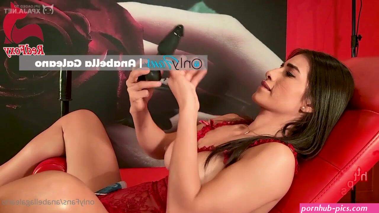 onlyfans anabella galeano red foxy