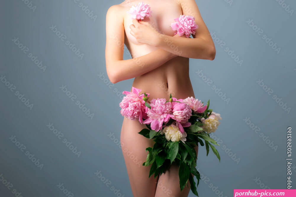 naked girl pussy types size