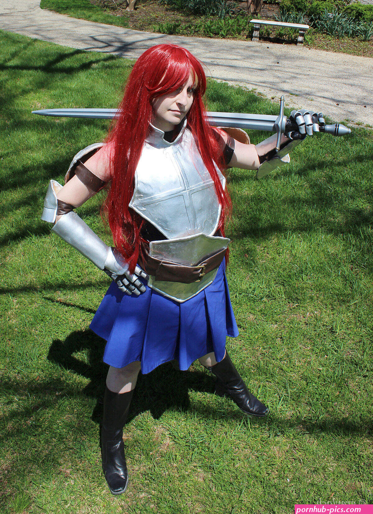 erza scarlet cosplay