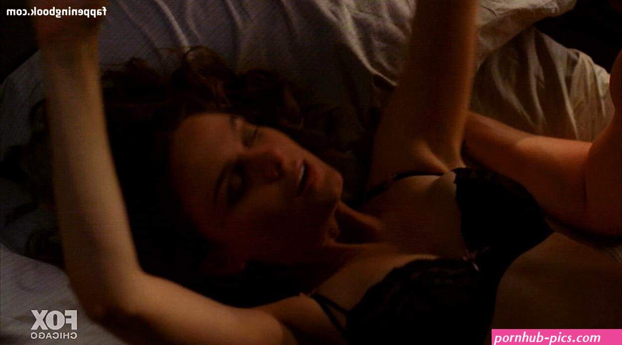 emily deschanel nude