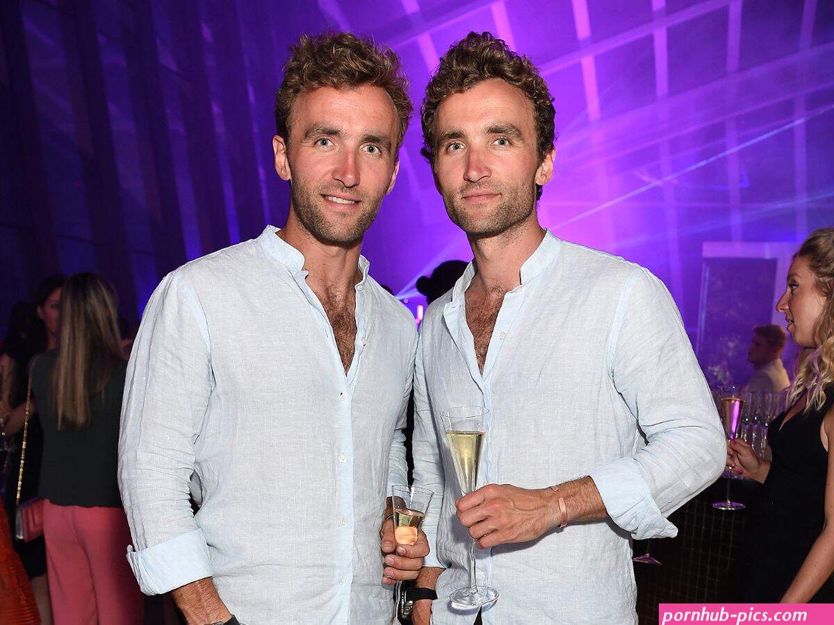 Ross twins