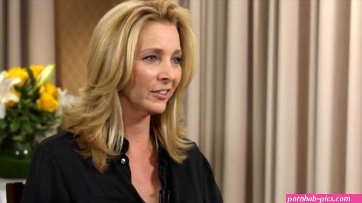 lisa kudrow naked