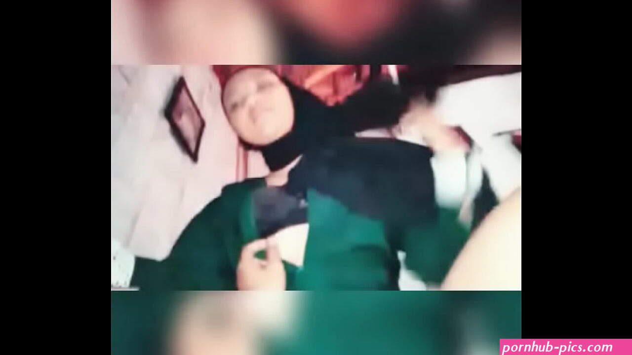 ngentot jilbab