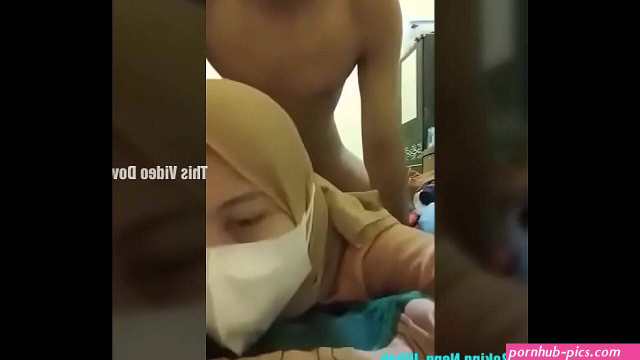 ngentot jilbab