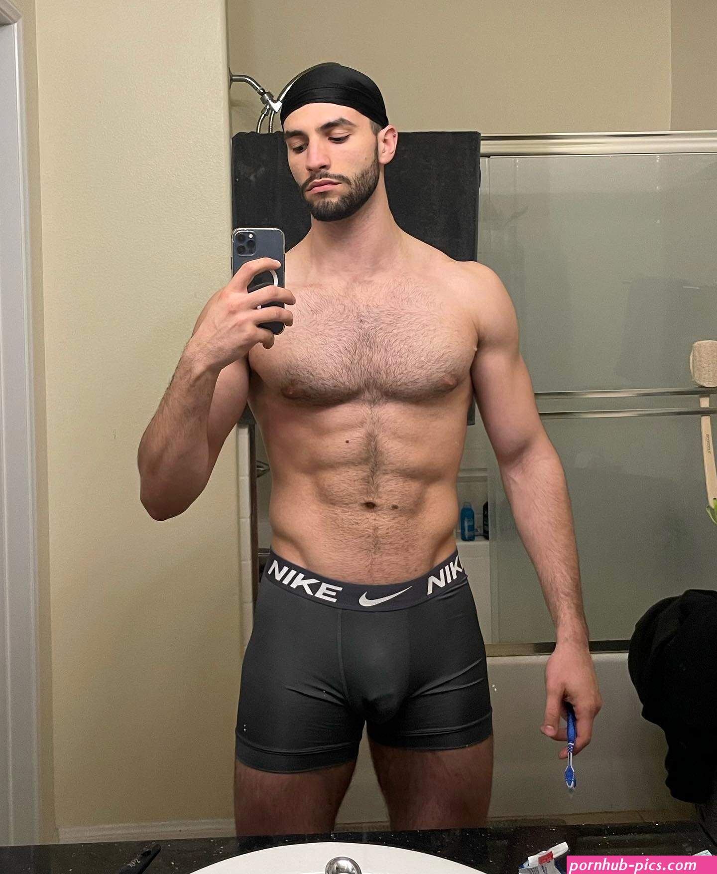 christopher cote nude